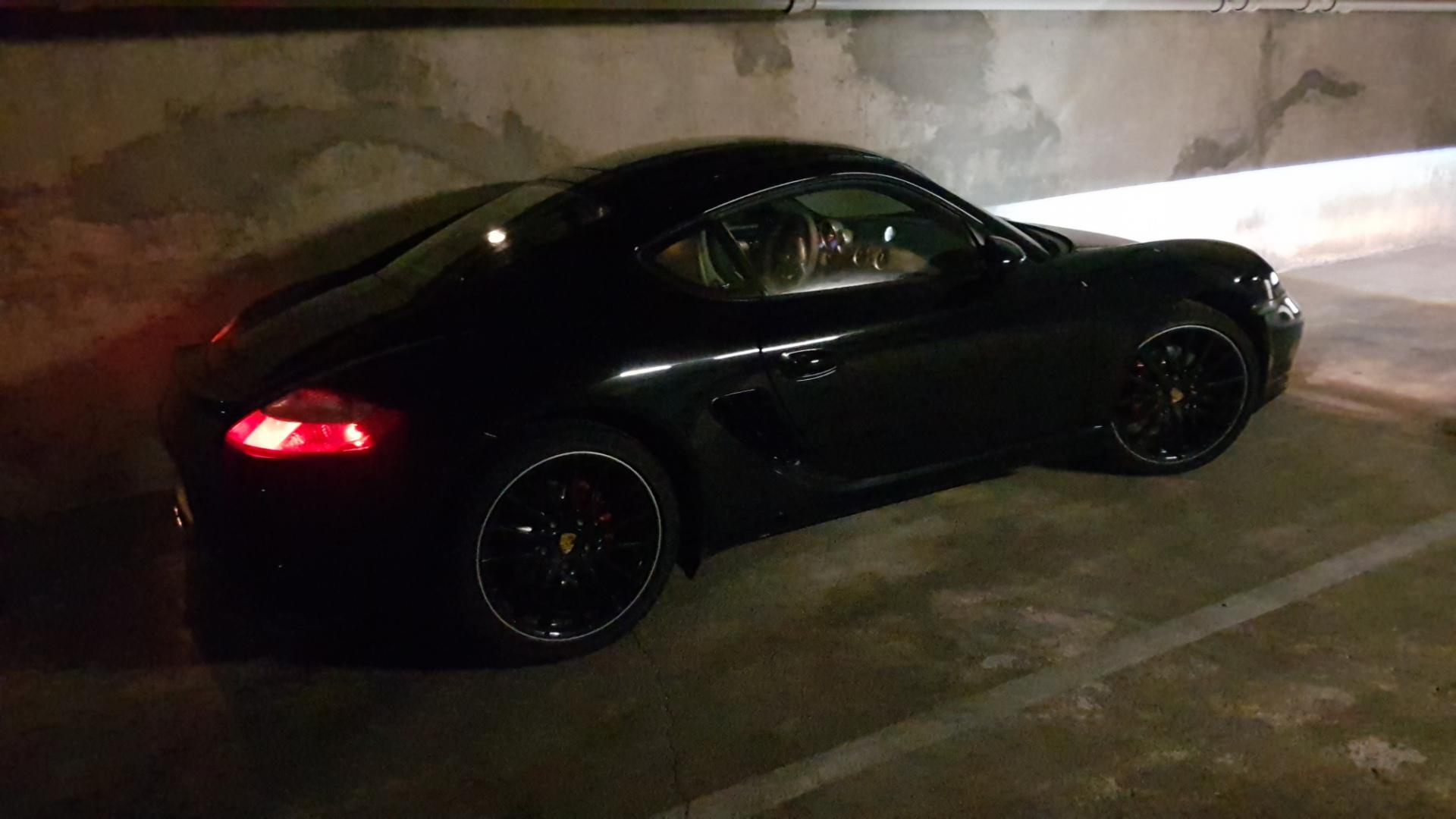 Cayman Sport