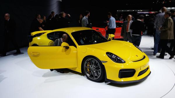 Porsche 911 Cayman GT4 Photo Flat 6 Magazine