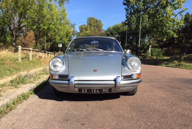 912