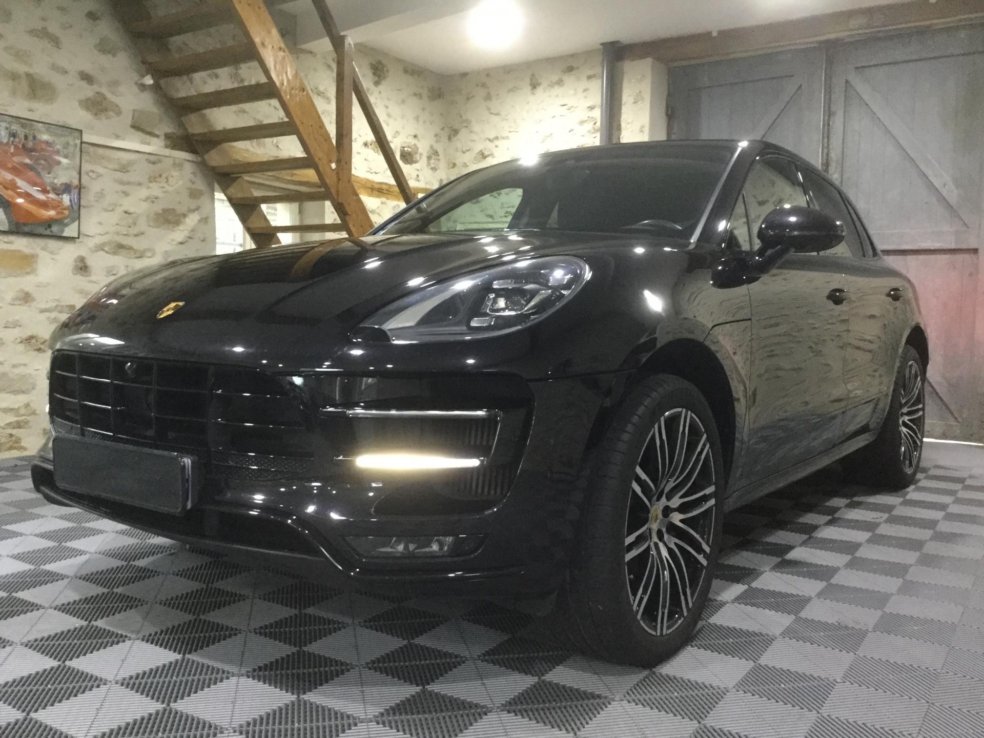 Macan Turbo
