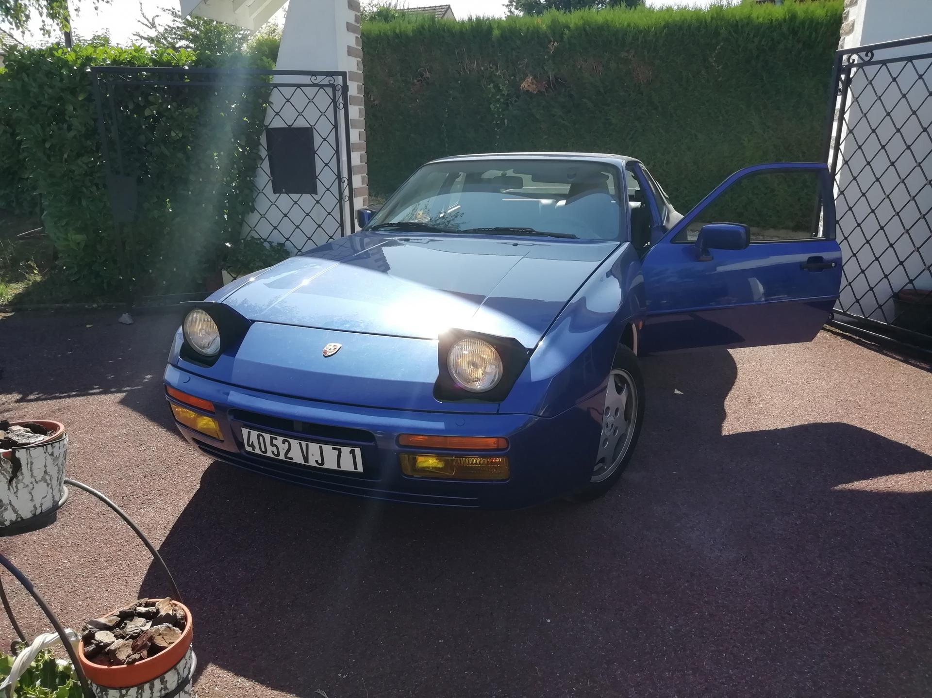 944