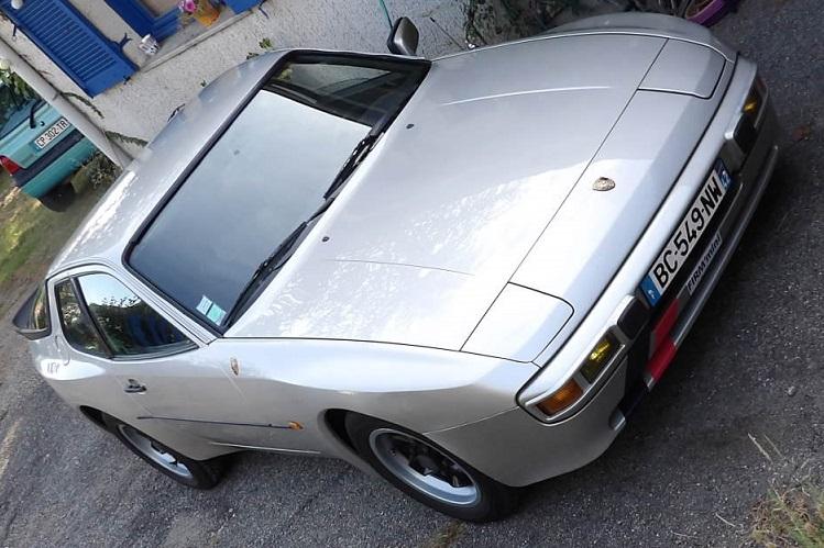 944