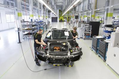 Porsche 918 Spyder production line