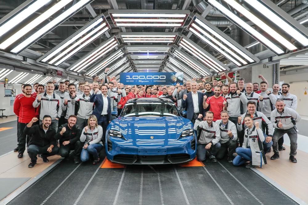 Le 100 000ème Taycan est sorti de l’usine Porsche