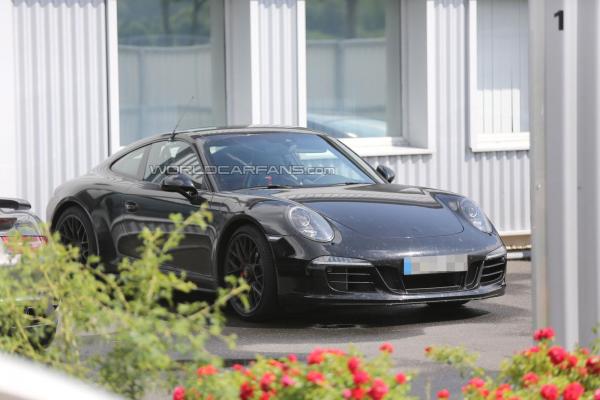 Un des mulets de développement de la 991 phase 2. Se nommera-t-elle 992 ? 991 facelift