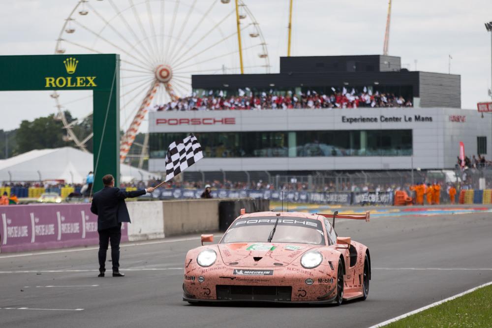 24 heures du mans porsche 911 rsr flat 6 magazine jpg