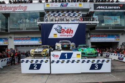 24h nurburgring porsche 3e et vainqueur de classe