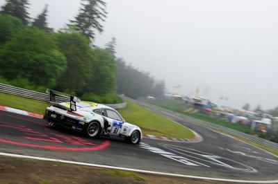 24h nurburgring porsche 911 gt3 cup team black falcon