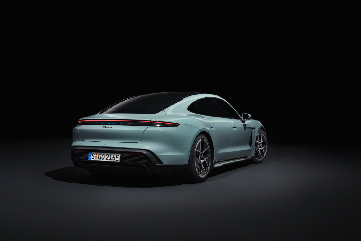 Arriere porsche taycan phase 2