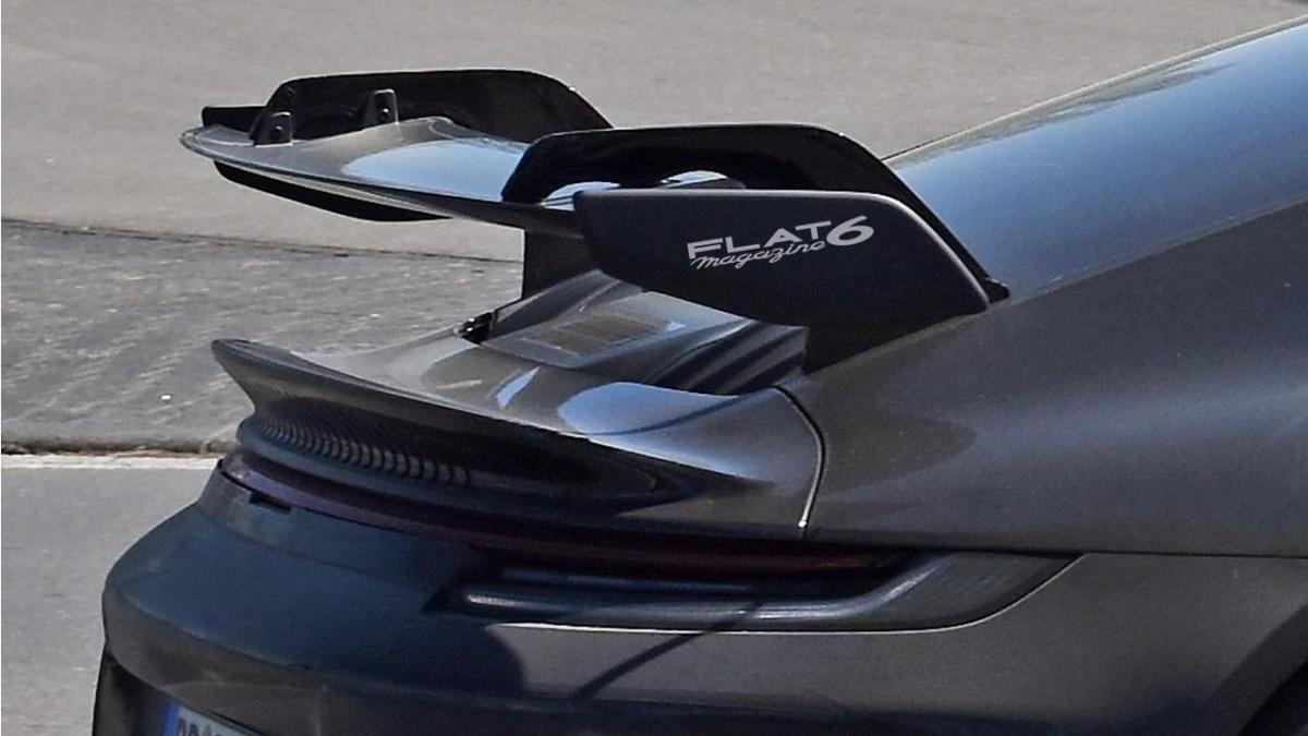 Aileron arrière Porsche 911 type 992 GT3
