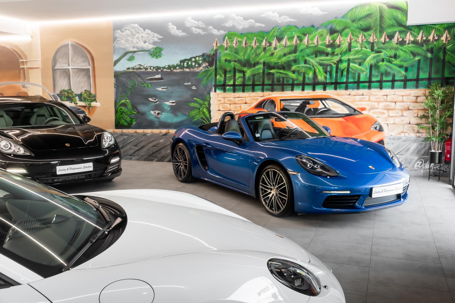 Luxury et performance selection showroom