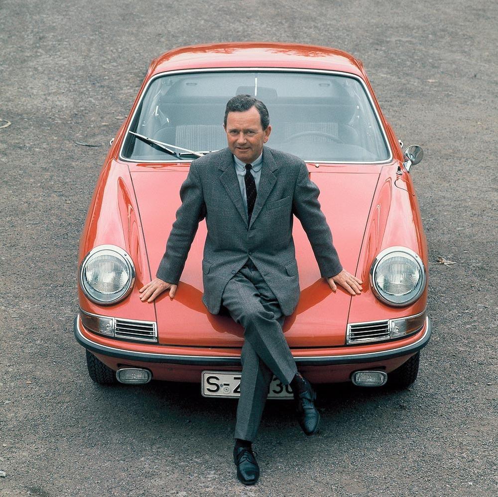 Ferry porsche 911 rouge