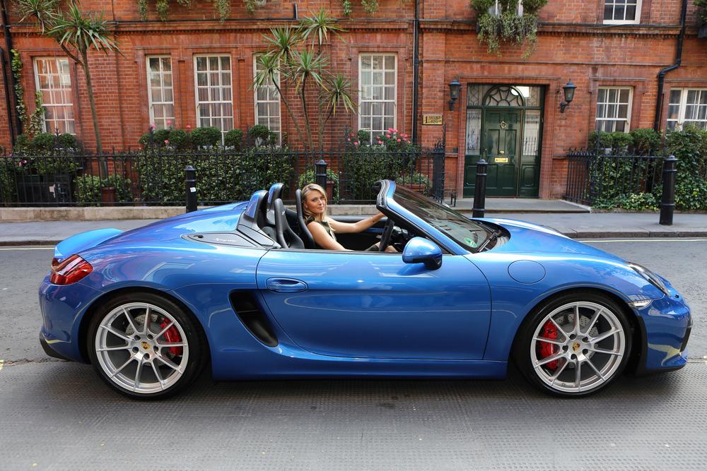 Maria sharapova et le boxster spyder 2