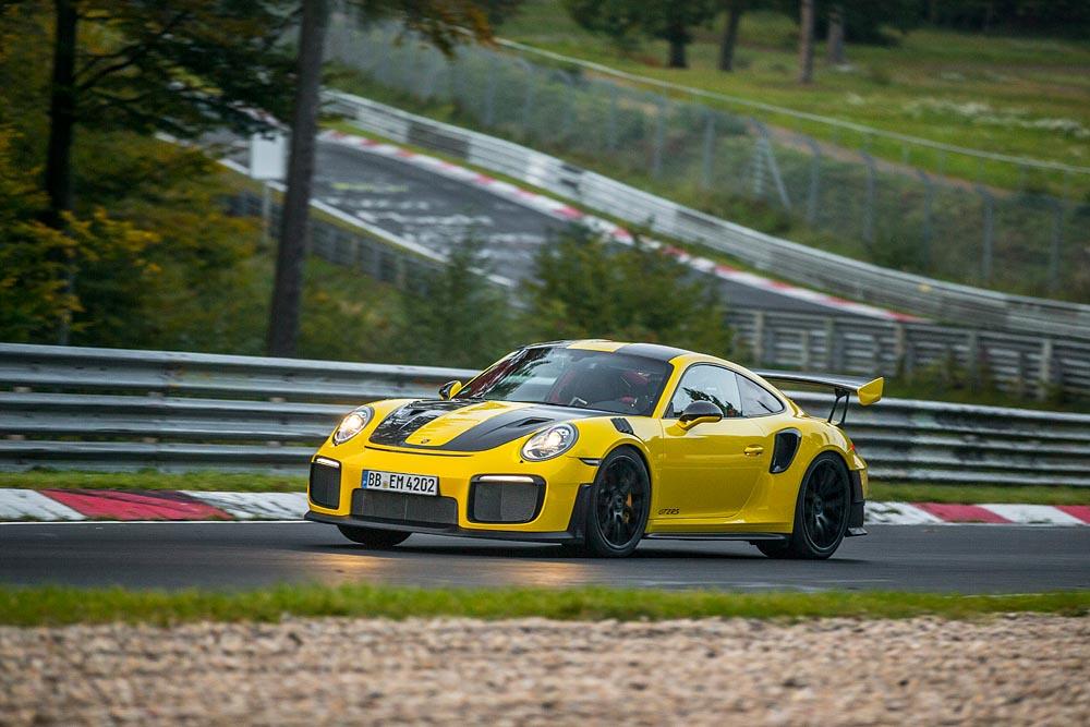 Porsche 911 gt2 rs record nu rburgring 1