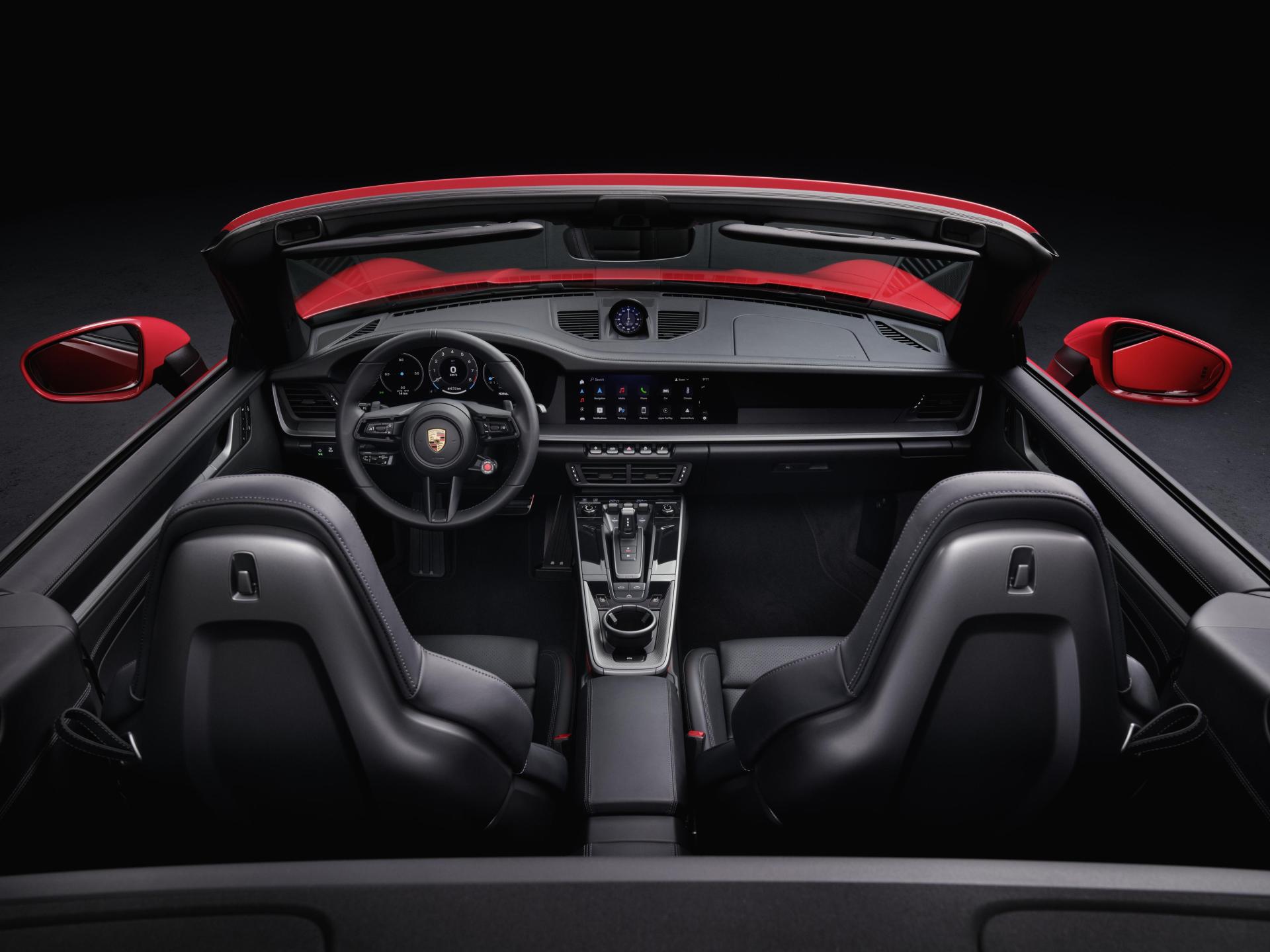 Habitacle porsche 992 carrera phase 2 flat 6 magazine 2