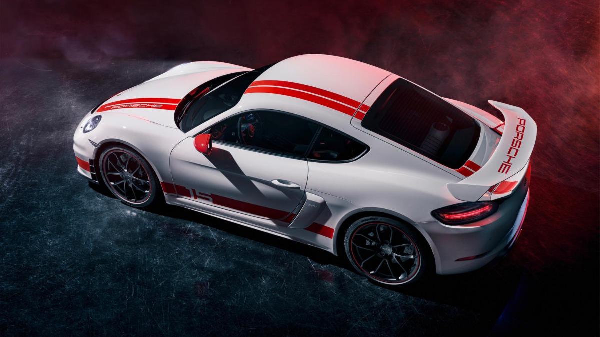 High 718 cayman gt4 sports cup edition 2019 porsche ag