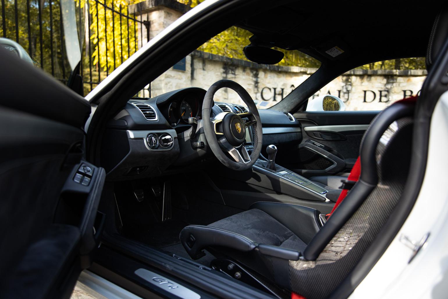 Porsche Cayman 981 GT4 (Cayman)