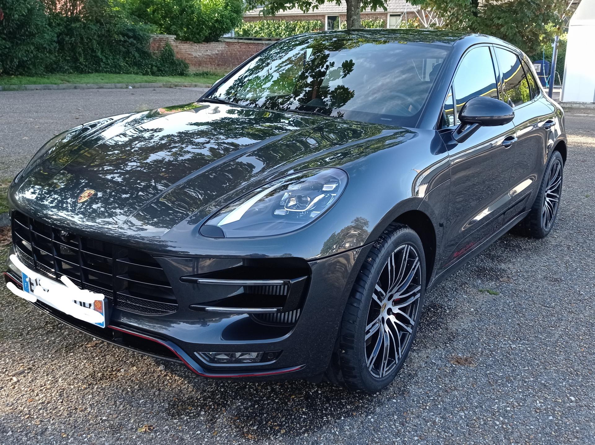 Porsche Macan Turbo (Porsche Macan)