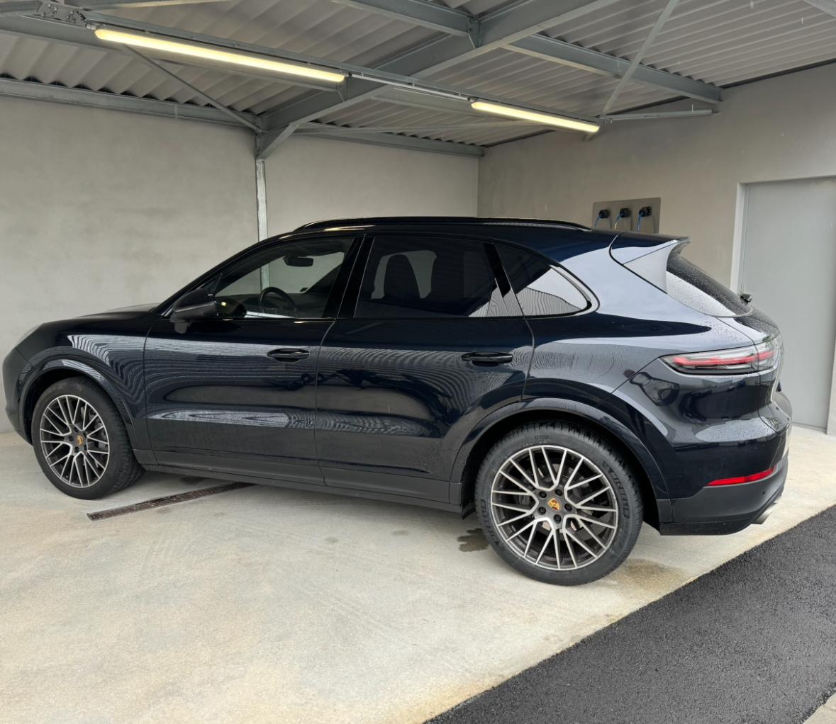 Porsche Cayenne S (Cayenne)