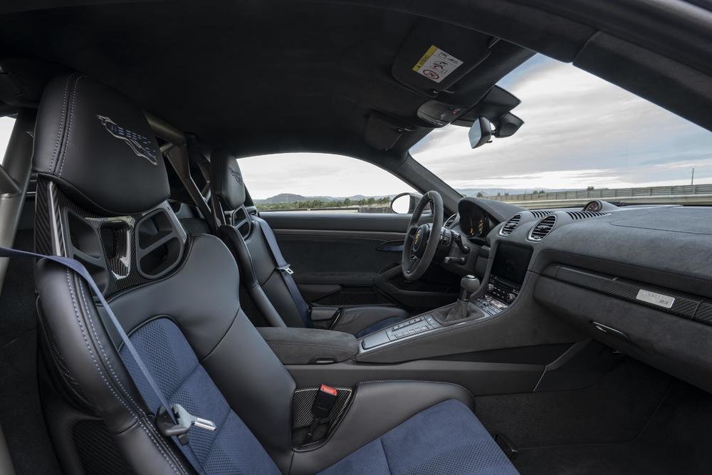 Interieur cayman gt4 rs bleu abysse 2