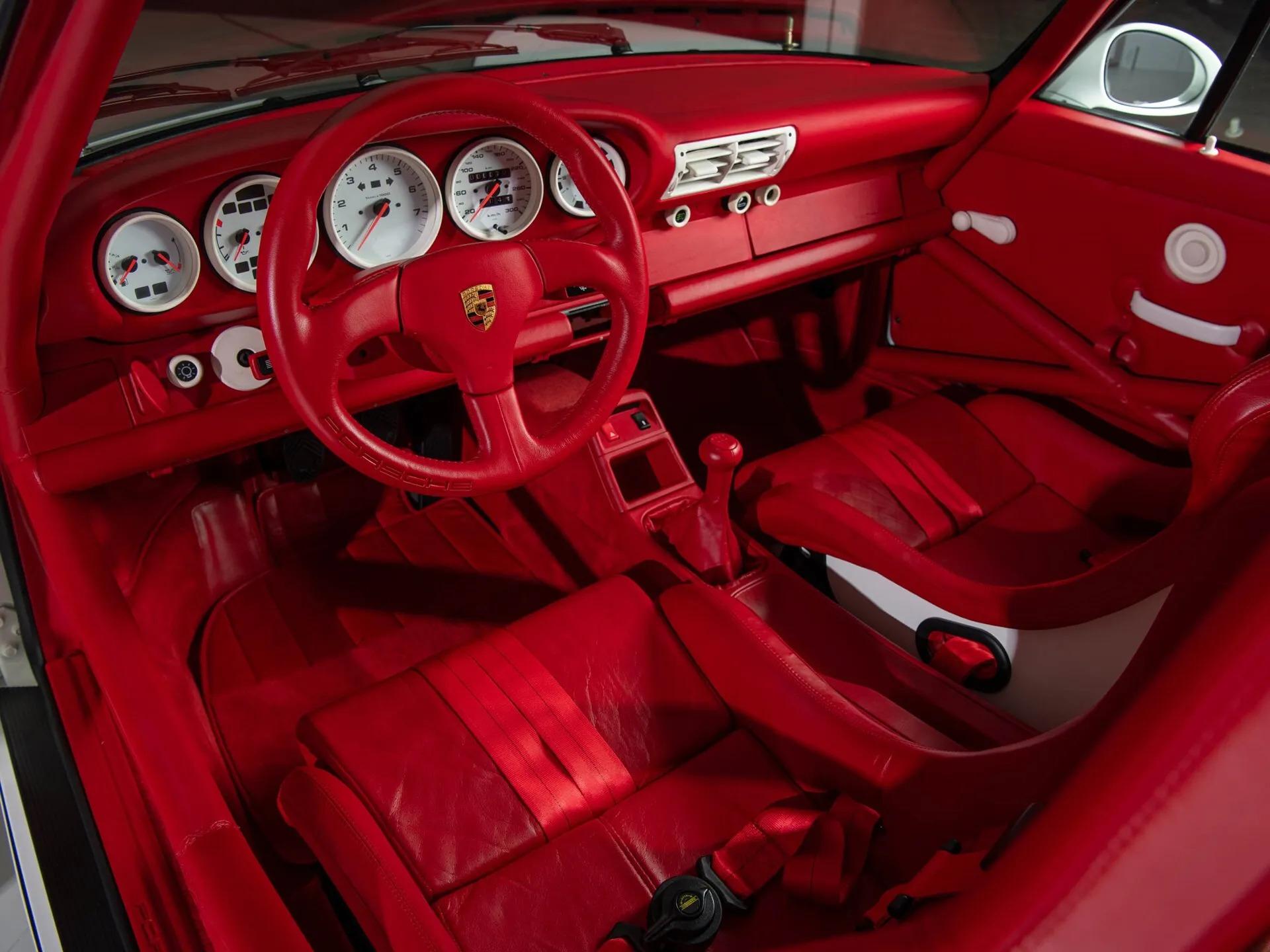 Interieur porsche 911 rsr 3 8