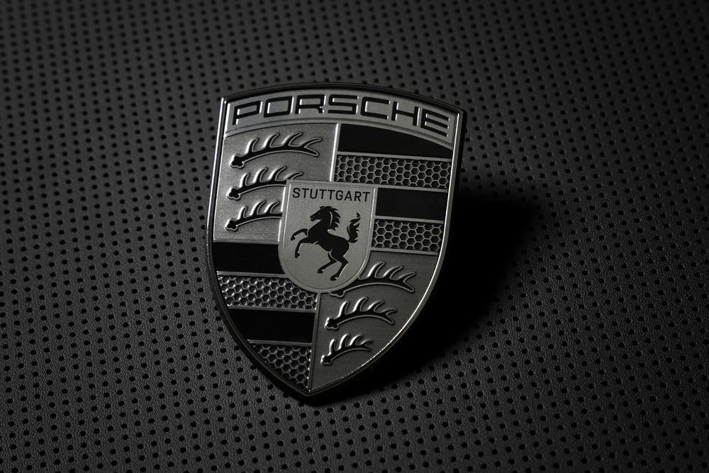 Nouvel ecusson porsche