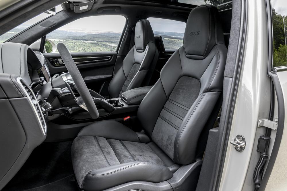 Pack interieur gts porsche cayenne