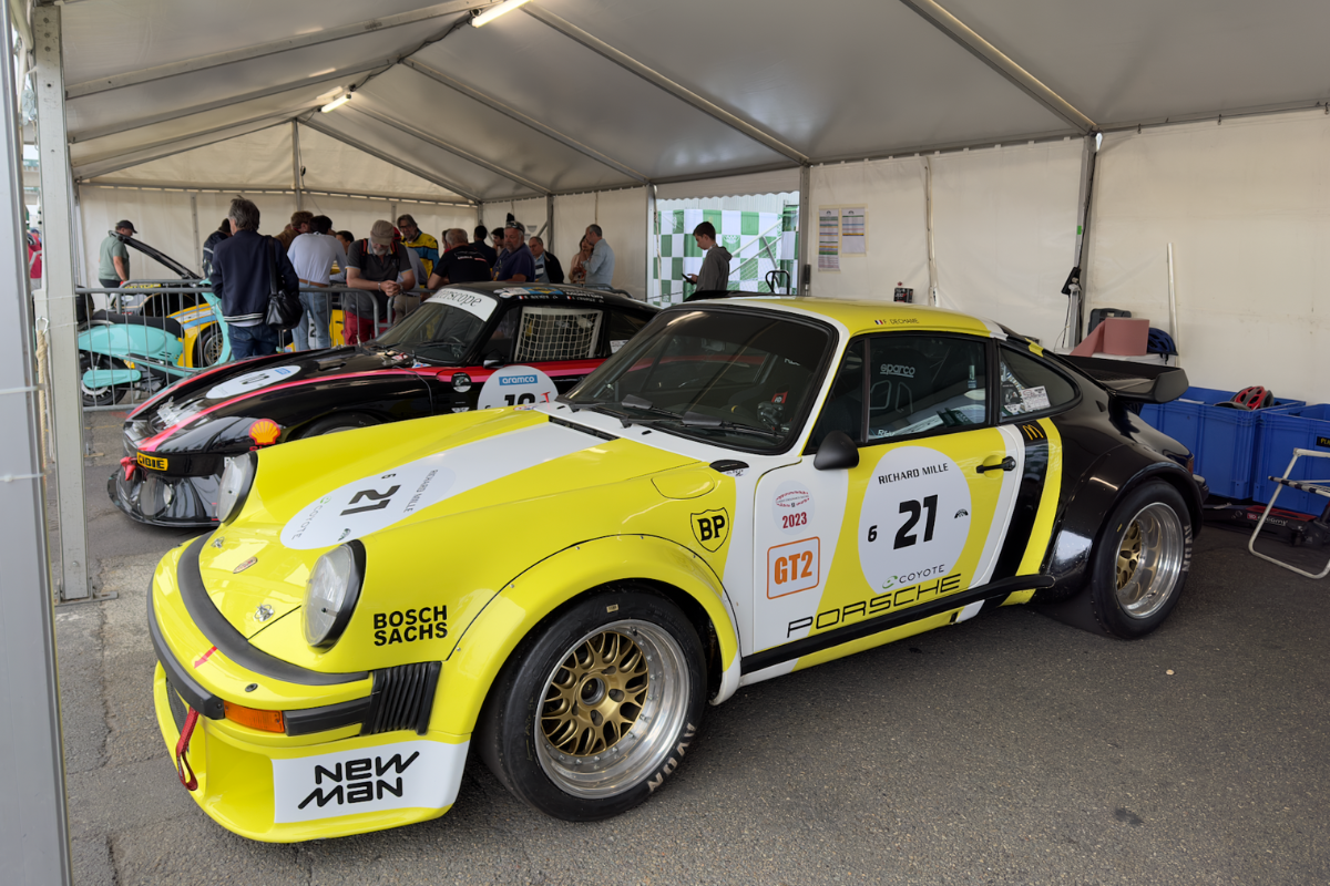 Paddock porsche le mans classic 2023 png