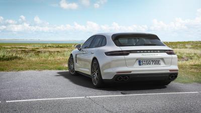 Panamera turbo s e hybrid sport turismo 4