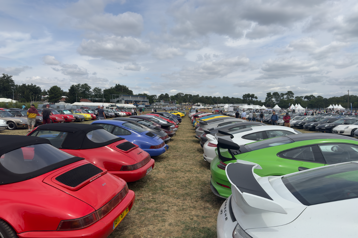 Parking club porsche le mans classic 2023 png