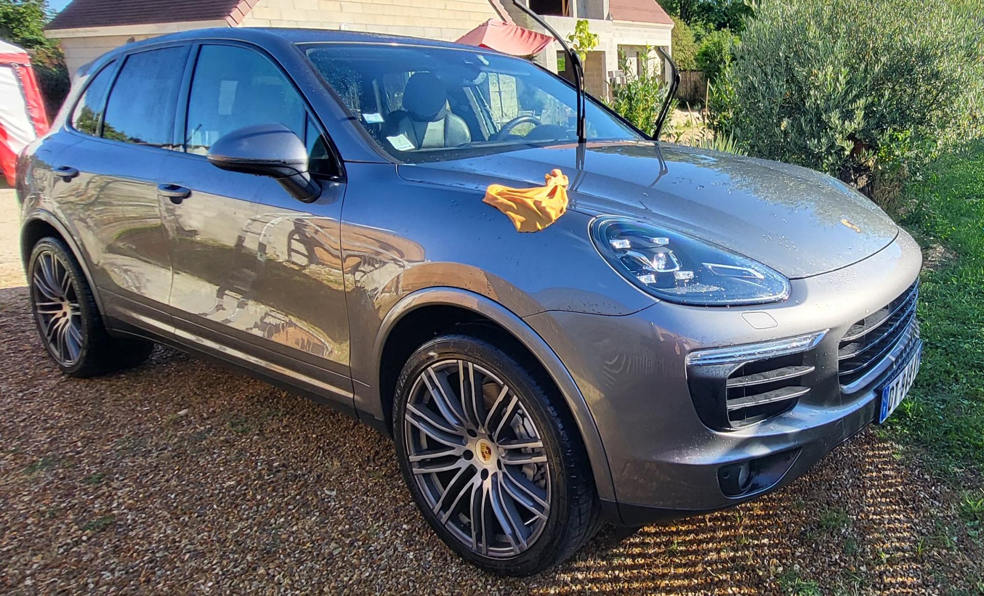 Porsche Cayenne S Diesel (Cayenne)