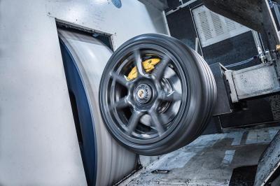 Porsche 20 inch 911 turbo carbon wheel