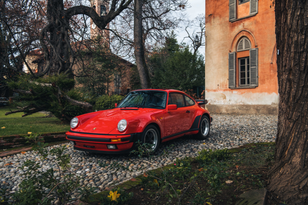 Porsche 3 3 turbo