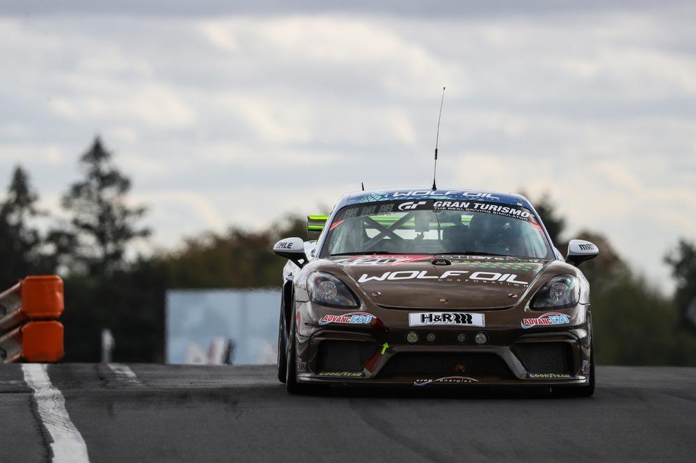Porsche 718 cayman gt4 clubsport mr 3