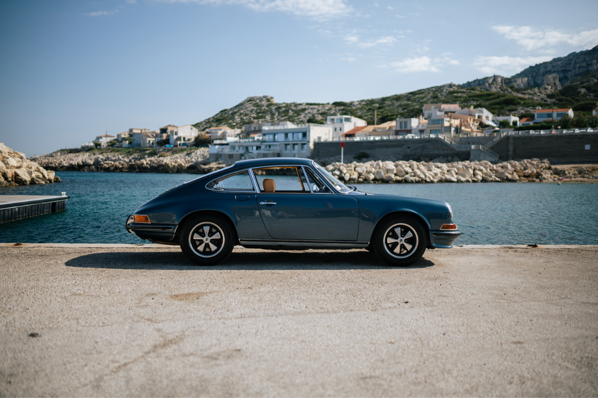 Porsche 911 2 4 t flat 6 mag