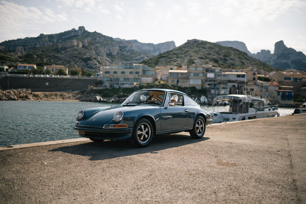 Porsche 911 2 4 t