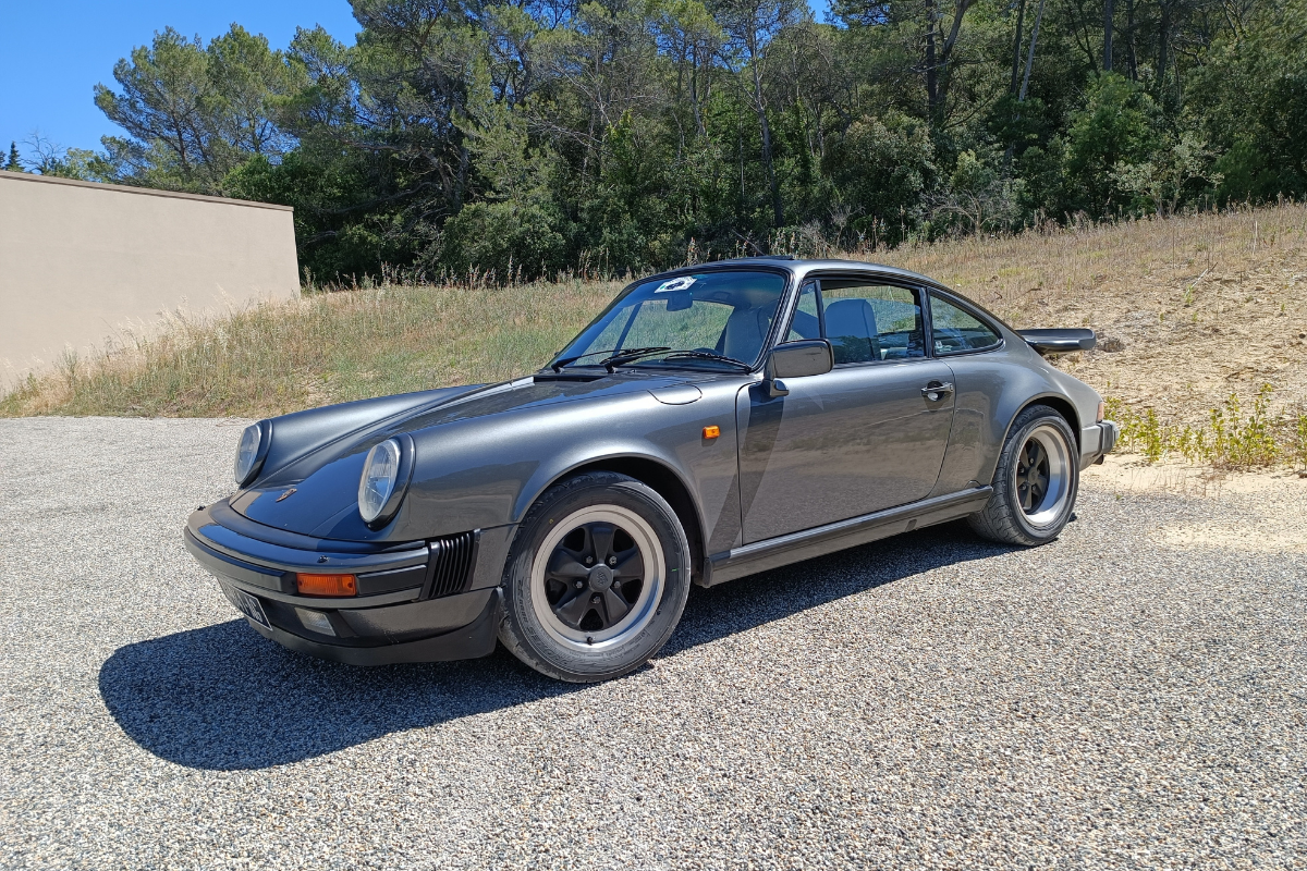 Porsche 911 3 2 flat 6 mag