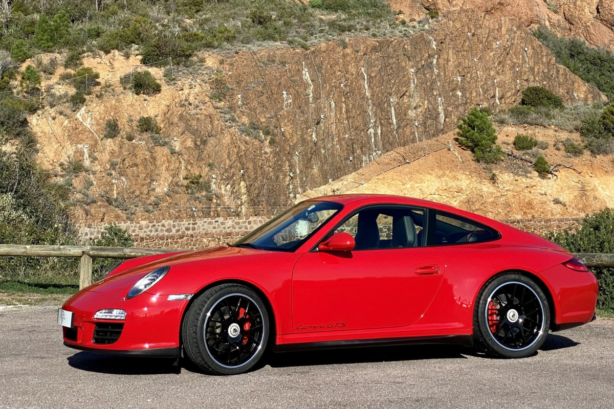 “Votre Porsche, votre histoire” : La vie en 997 GTS Rouge Indien