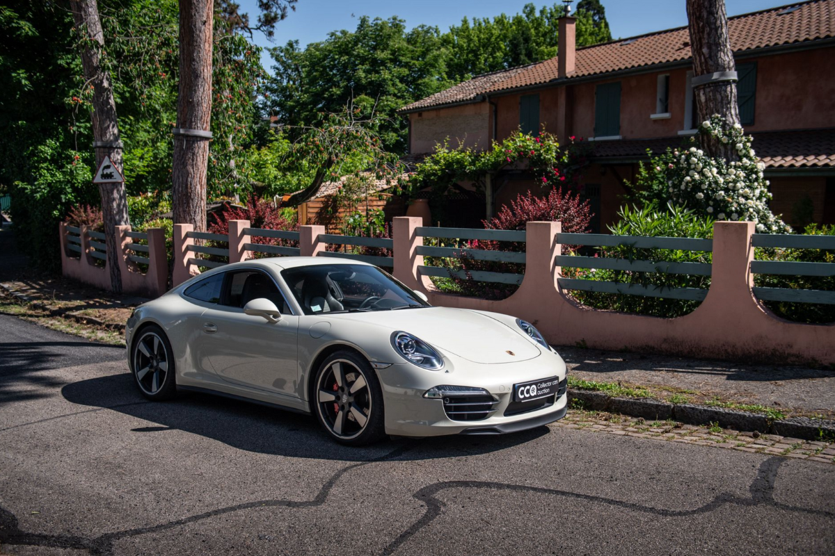 Porsche 911 anniversaire vente flat 6