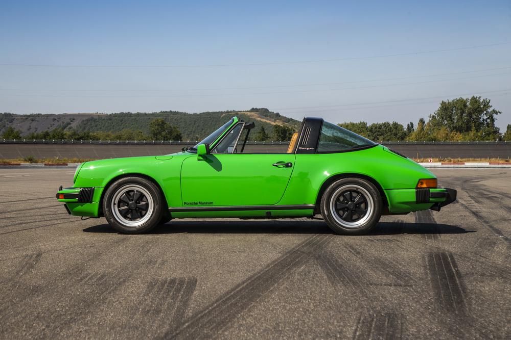 Porsche 911 carrera 3 0