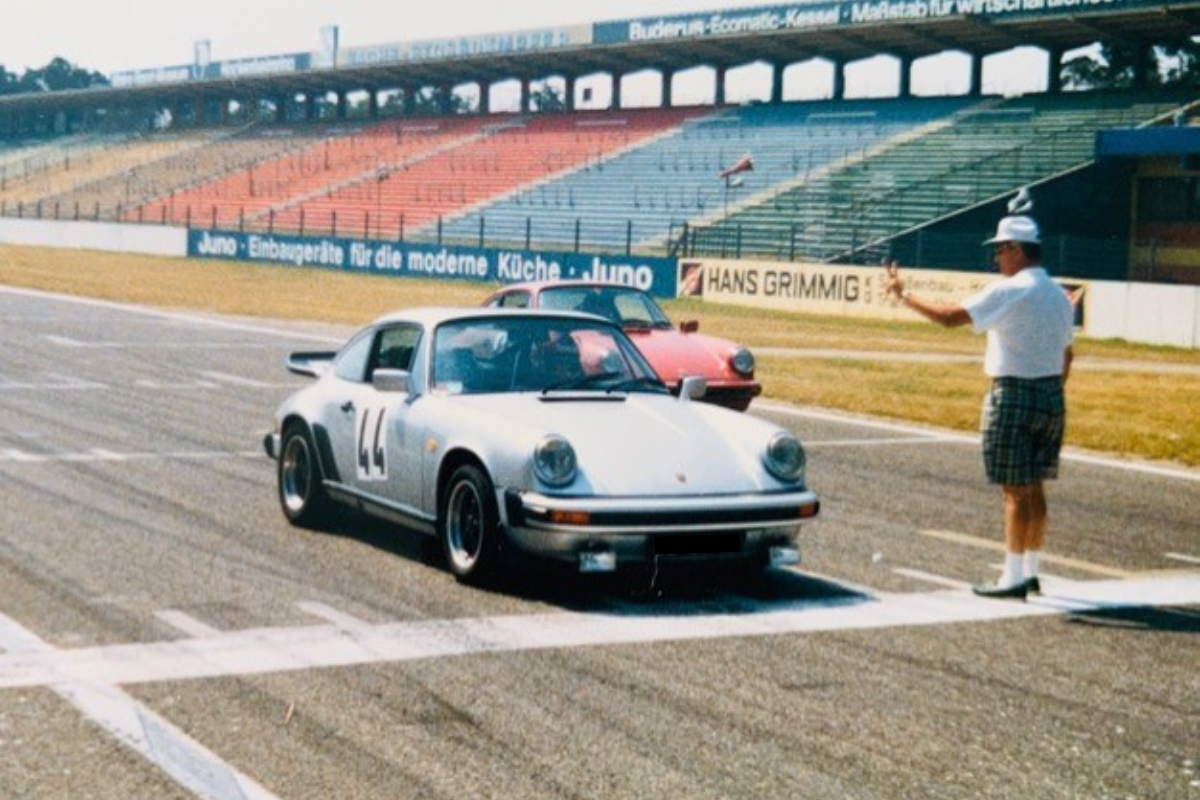 Porsche 911 carrera 3 0