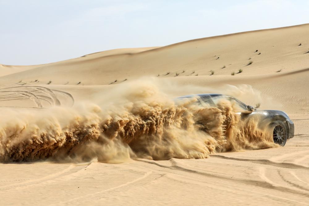 Porsche 911 dakar flat 6 magazine