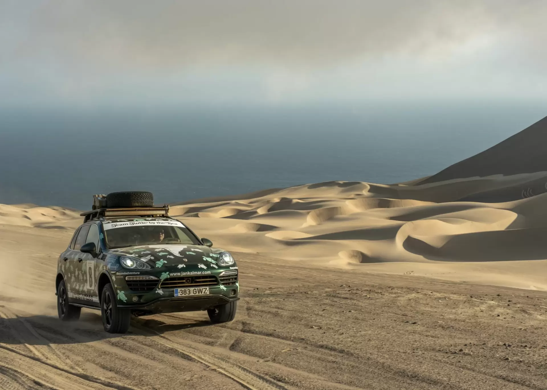 Porsche 911 et cayenne rallye 16