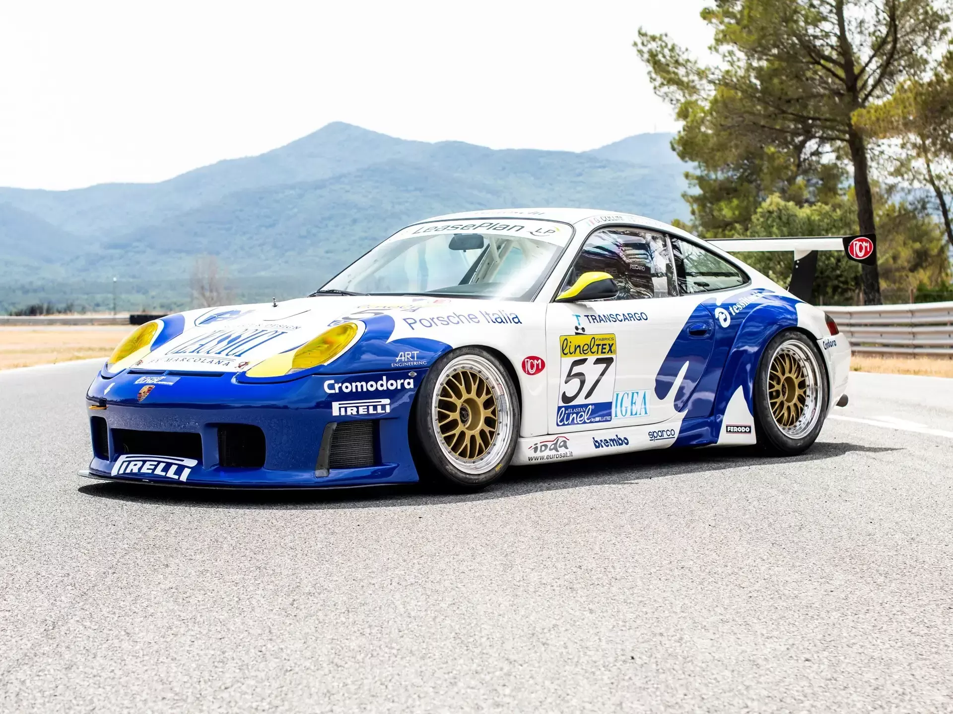 Porsche 911 gt3 r