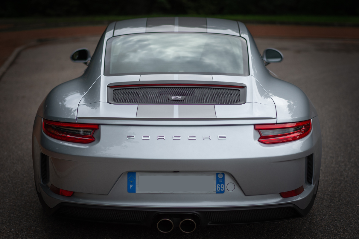 Porsche 911 gt3 touring flat 6 magazine png