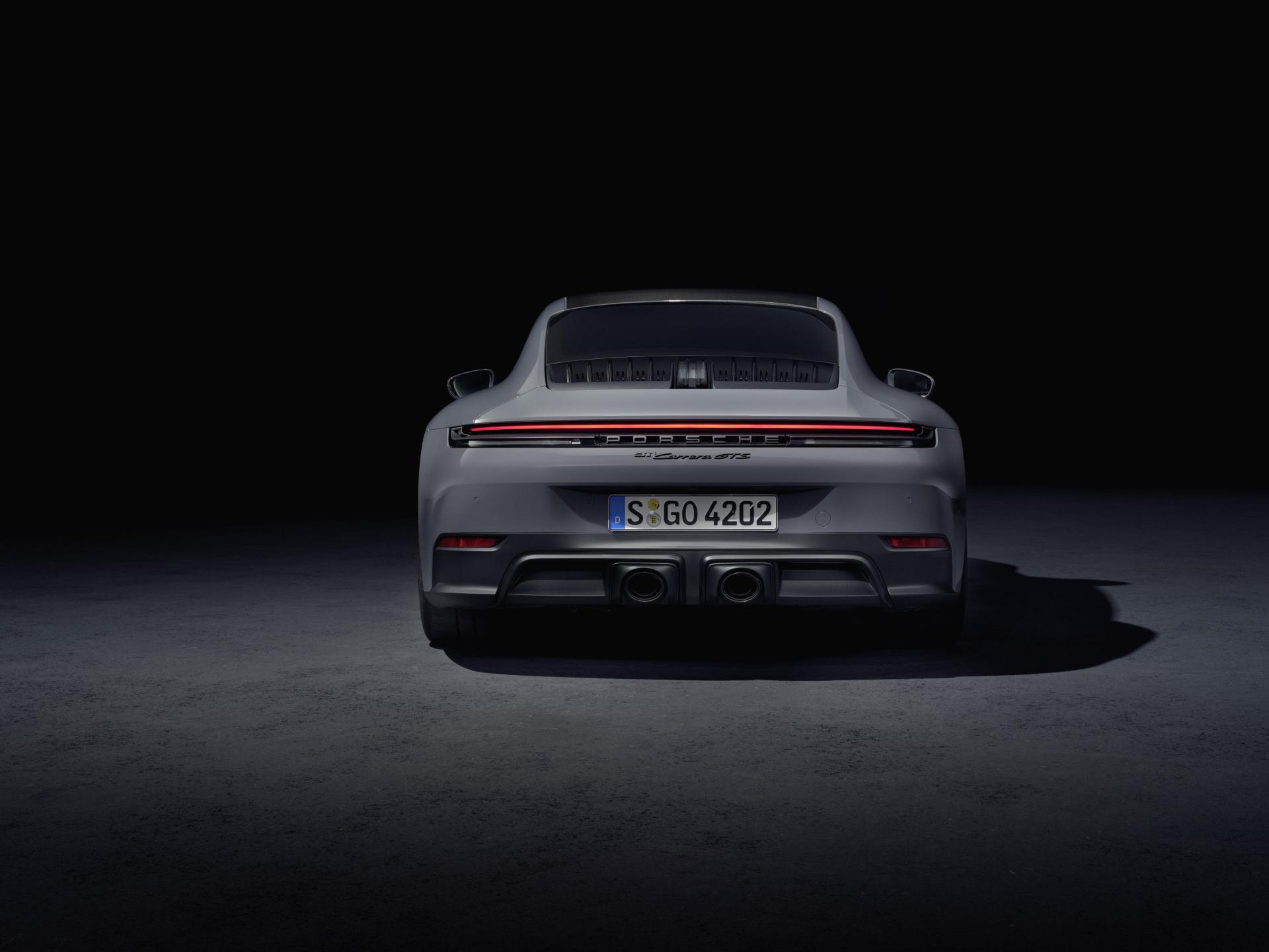 Porsche 911 hybride flat 6 magazine 4