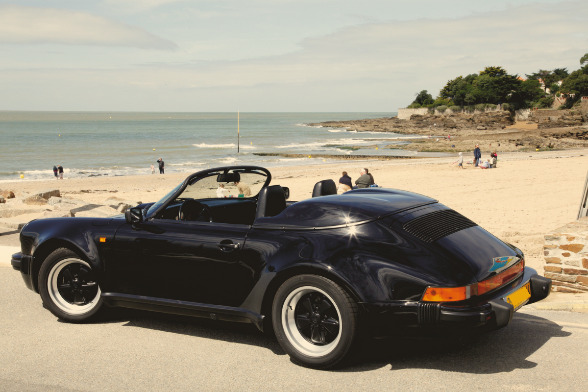 Porsche 911 speedster flat 6 magazine png