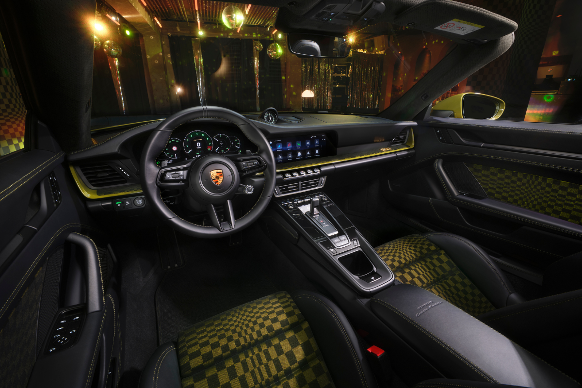 Porsche 911 spirit 70 habitacle