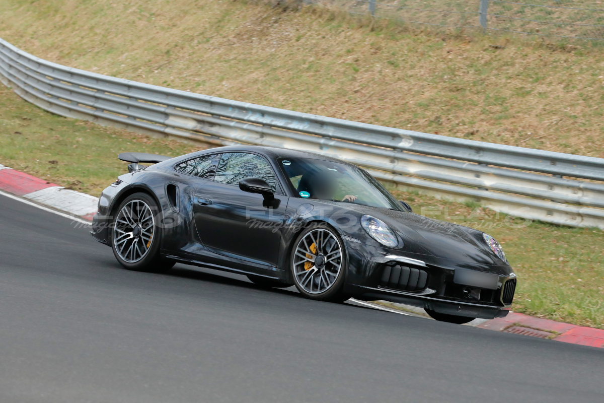 Porsche 911 turbo s phase 2