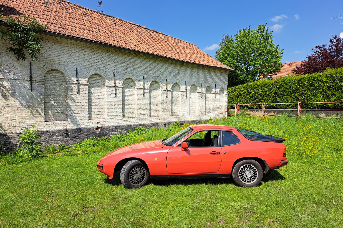 Porsche 924 profil